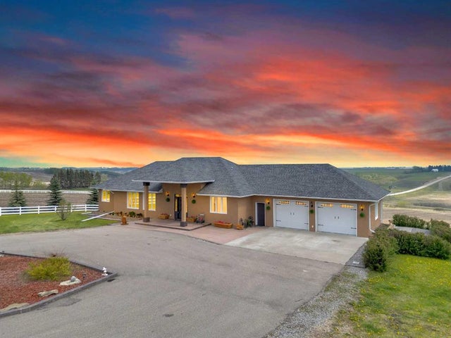 28125 Hwy 587, Rural Red Deer County
