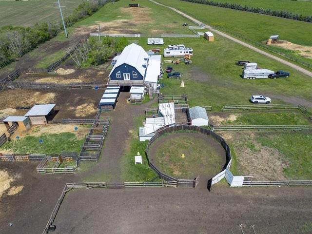 25579 Twp Rd 382, Rural Red Deer County