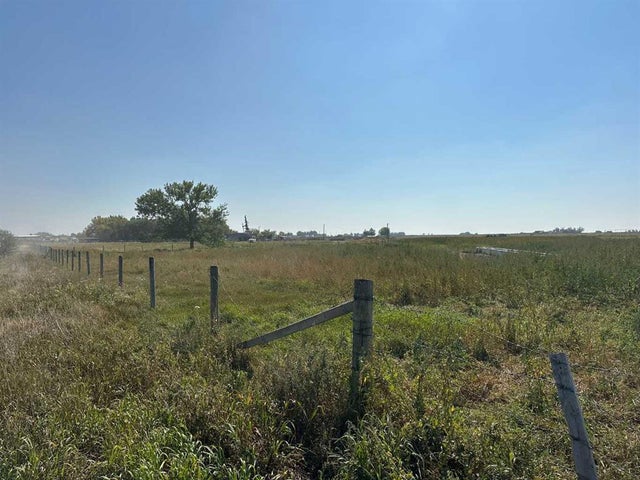83048 211b, Rural Lethbridge County