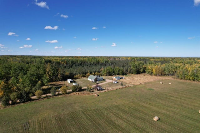 16402 Township Rd 724 Range E, Rural Big Lakes County