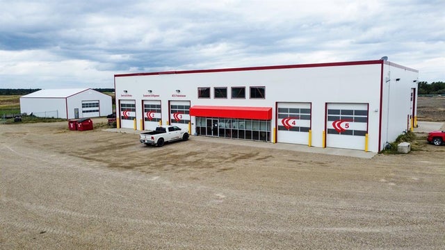 650 Sunrise Rd, Rural Northern Sunrise County