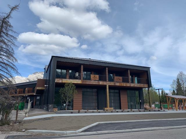 109b, 1 Industrial Place Ne, Canmore
