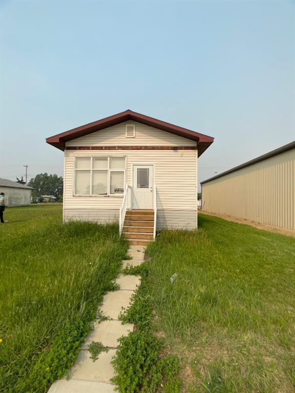 211 Main Street Sw, Falher