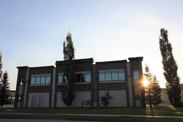 201, 11731 105 Street, Grande Prairie