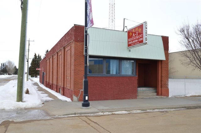 4939 50 Street, Killam