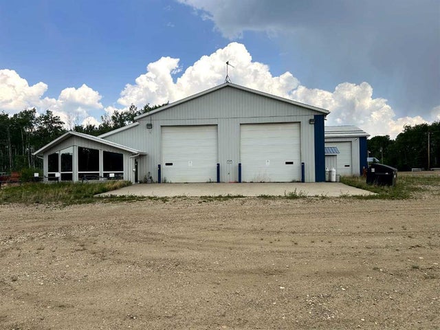 301 Forrestry Drive, Red Earth Creek