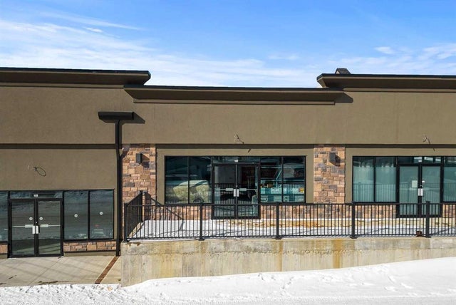 102, 5703 48 Avenue, Camrose