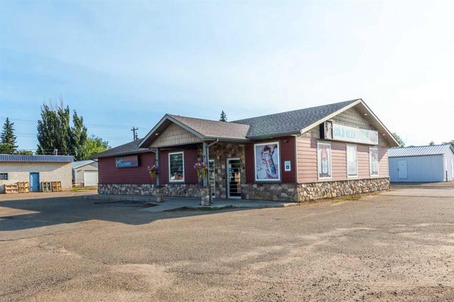 5922 50 Avenue, Stettler