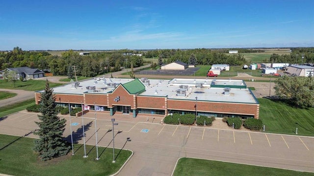 6910 50 Avenue, Stettler