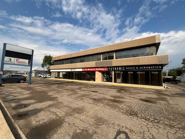 1111 Kingsway Avenue Se, Medicine Hat