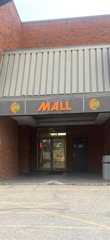 8, 5115 49 Street, Whitecourt