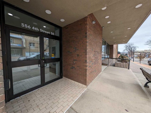 101, 556 4 Street Se, Medicine Hat