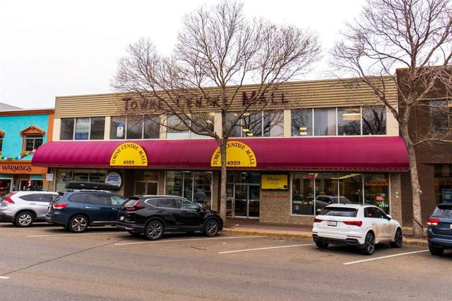 201, 4929 50 Street, Red Deer