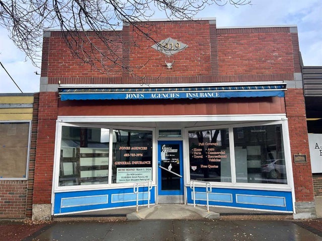 5012 50 Ave., Ponoka