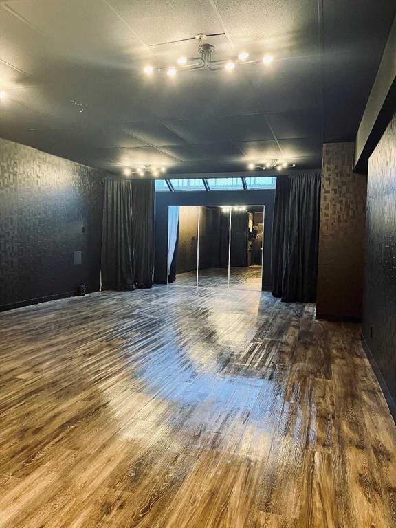 Home for Sale Located at 34, 132 3 Avenue Southeast, Calgary, Alberta