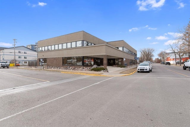 203, 5101 48 Street, Lloydminster