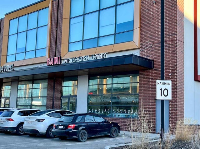 2110, 12 Royal Vista Way Nw, Calgary
