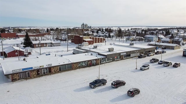 2-24 Main Street Se, Falher