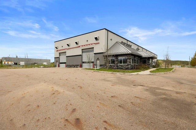 340 Robertson Road, Fort McMurray