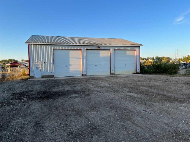 106 1 Street, Fox Creek