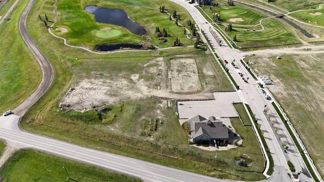 1 Muirfield Boulevard, Lyalta