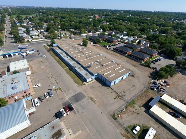 443 10 Street N, Lethbridge