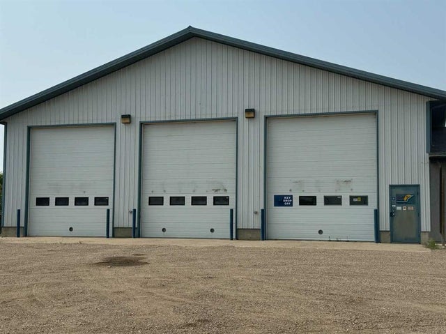 1345 1 Avenue, Wainwright