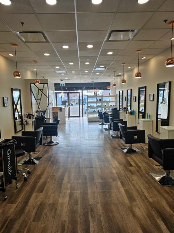 102, 5809 Macleod Trail Sw, Calgary