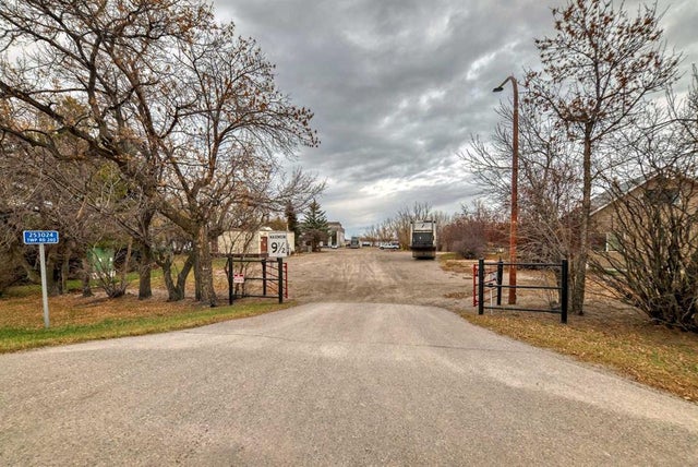 Township Road 240, Rural Wheatland County