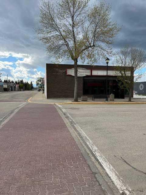 5102 50 Street, Whitecourt