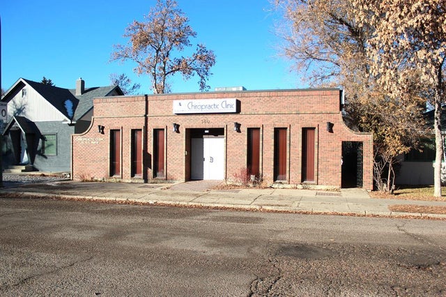 360 2 Street Se, Medicine Hat