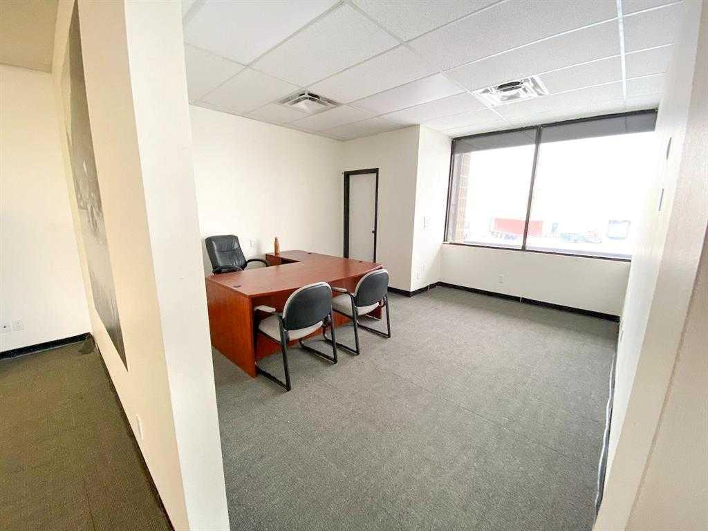 3515, 32nd Street  Northeast, Calgary – Commercial Mixed Use Listing Photo 7