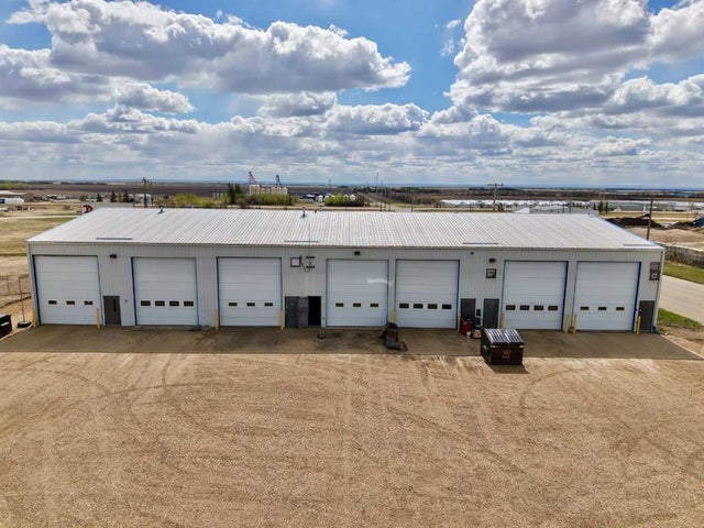 9917 103 Avenue, Fairview