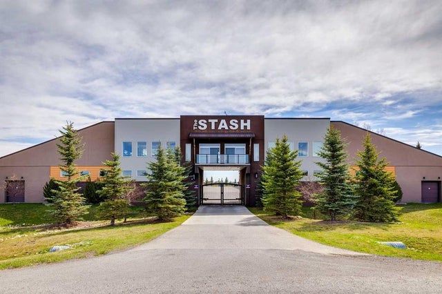 5, 306046 17 Street E, Rural Foothills County