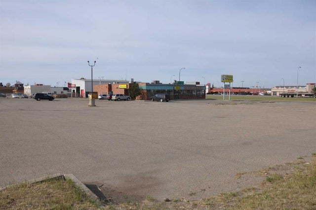 12309 100 Street, Grande Prairie