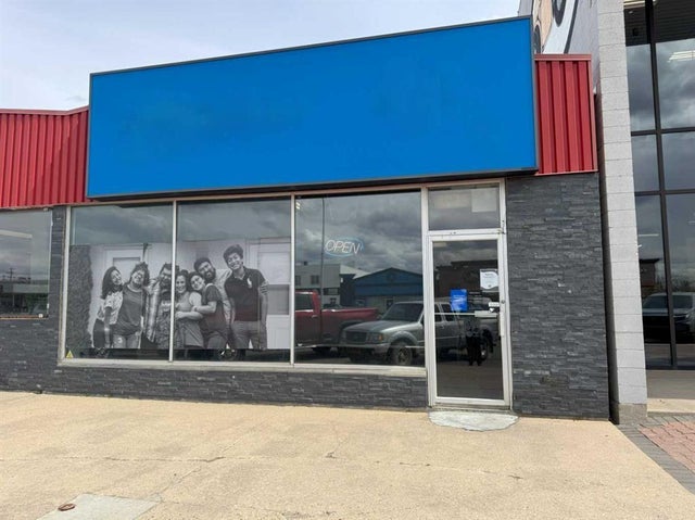 101, 11113 100 Street, Grande Prairie