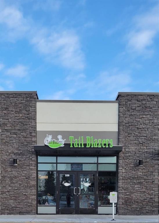 329, 722 85 Street Sw, Calgary