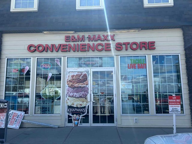 150, 5003 Lakeshore Drive, Sylvan Lake