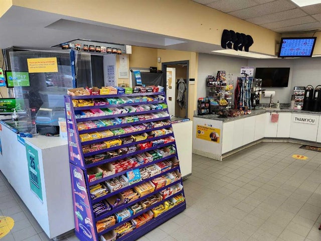 100 Gas Station Alley, Out of Province_Alberta