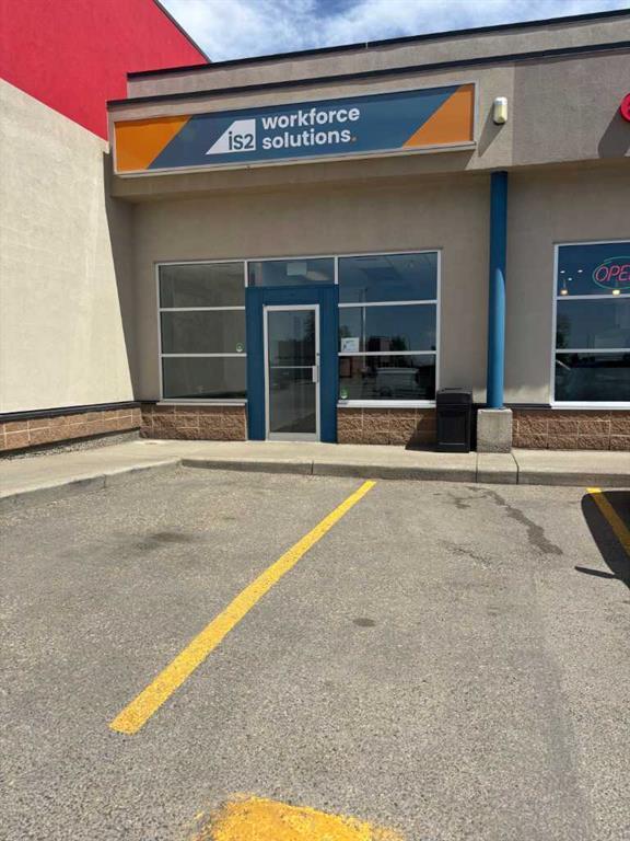 240, 3619 61 Avenue Se, Calgary