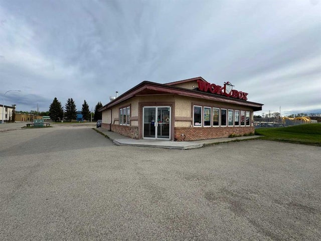 5103 2 Avenue, Edson