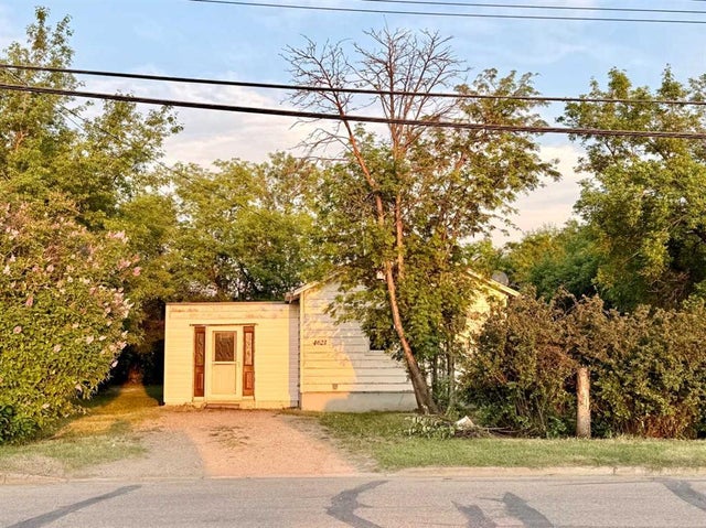 4621 46 Street, Lacombe