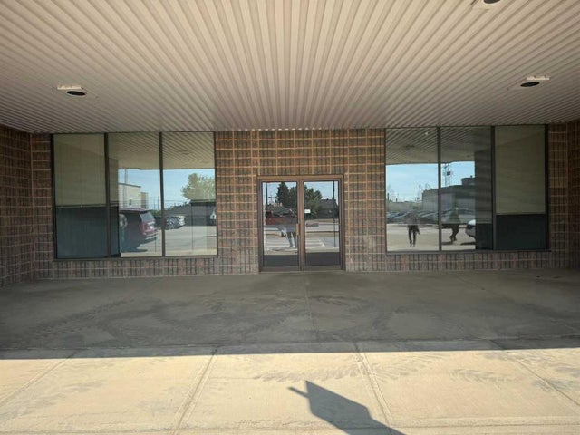 5010 54 Avenue, Grimshaw