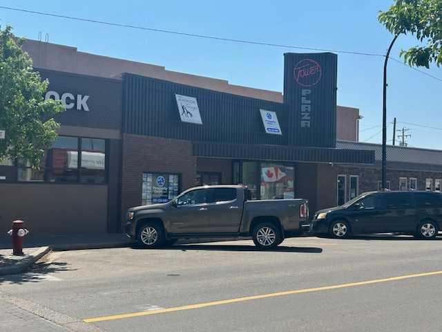 102, 5224 48 Avenue, Taber
