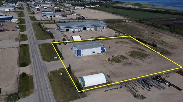 8901 99 Street, Clairmont