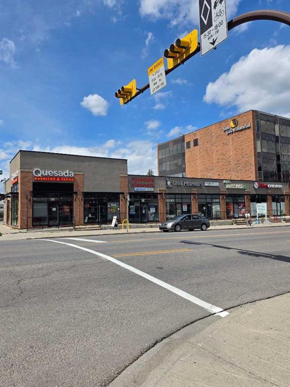 1107 Centre Street Nw, Calgary