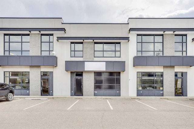 104, 400 Mackenzie Boulevard, Fort McMurray