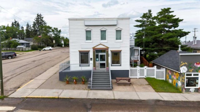 2124 20 Street, Delburne