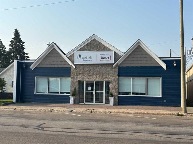 5019 51 Avenue, Whitecourt