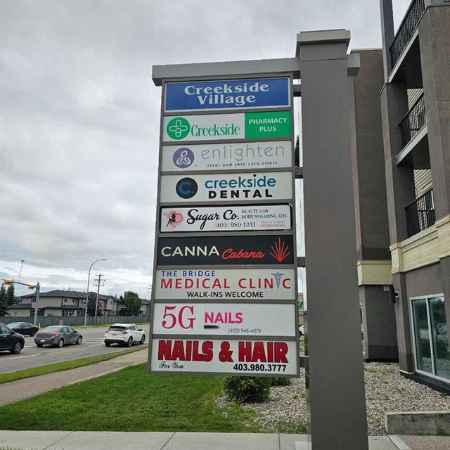 1113, 403 Mackenzie Way Sw, Airdrie